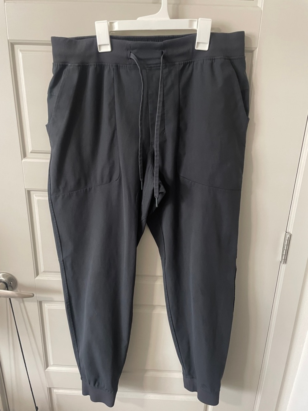 lululemon athletica Men's Charcoal Drawstring Joggers